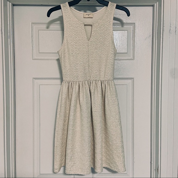 Everly Dresses & Skirts - Everly champagne dress